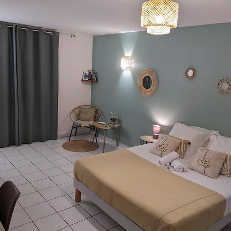 Topaze Pei Bellepierre Proximite Immediate Chu, Inspe Saint-Denis Exteriör bild